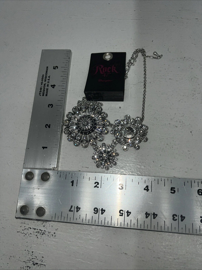 New Women’s Rock 47 3 Part Diamond Flower Necklace. NC2661R47 A-96