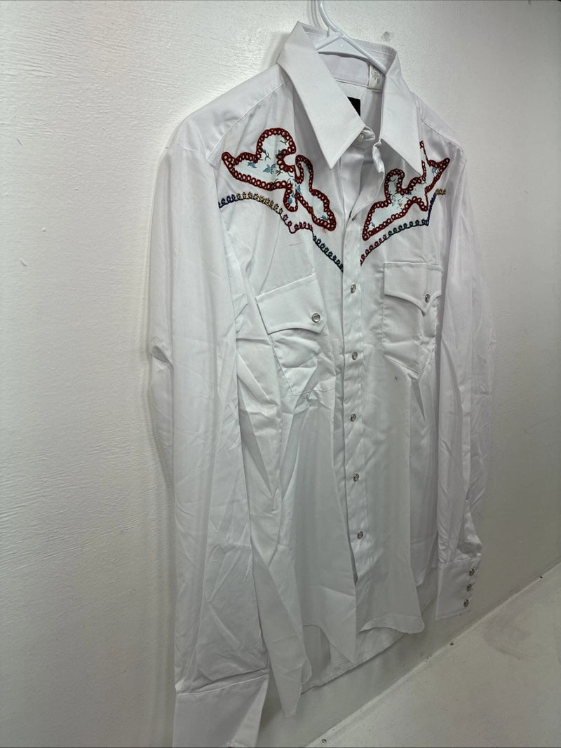 New Women’s Champion Western White Design Long Sleeve Pearl Snap 16 MM-42