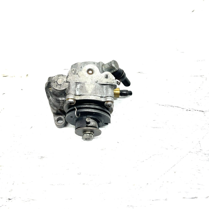 1982 Yamaha Tri Moto 125 OEM Oil Pump 3X3-13101-00-00 AY62