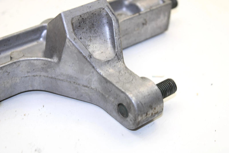 Yamaha Oem Steering Support Bracket 8FG-21947-00-00 Q4243