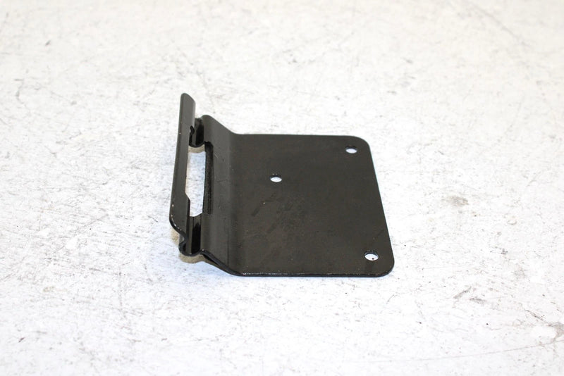 1999 Yamaha Vmax 600 Sx Oem Belt CLutch Cover Hook 8CR-21973-00-00 SY5