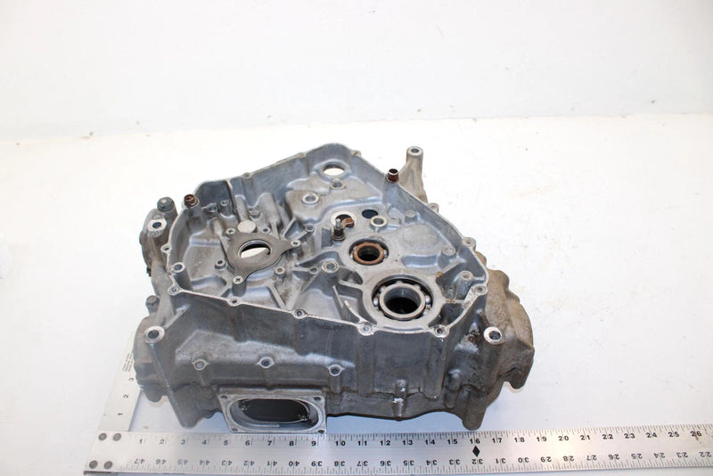 2005 Arctic Cat 400 Auto Trans Oem Crankcase 3402-580 AA5