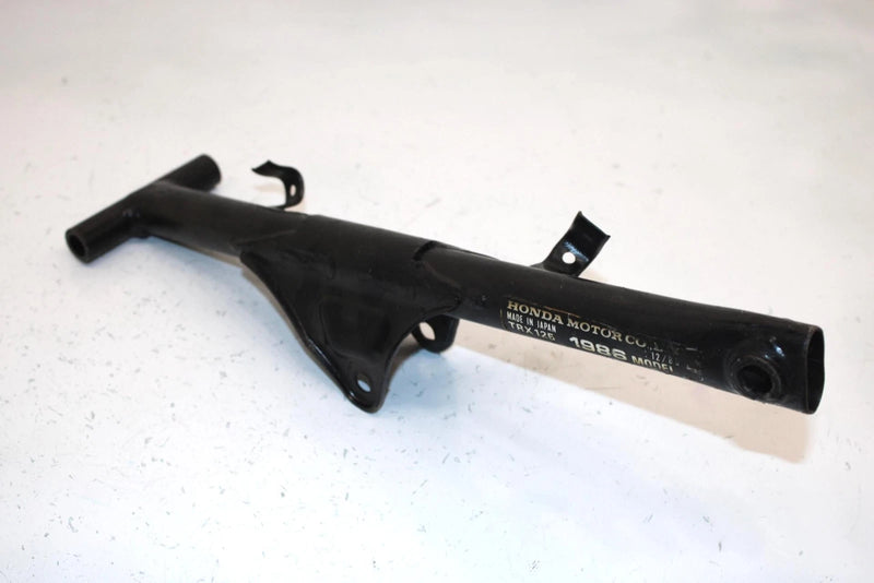 86 Honda Fourtrax  Trx125 A Oem Down Pipe Support 50102-VM6-000 AH7