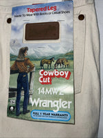 New Women’s Cowboy Cut White Denim Jeans. 15x34 J-8