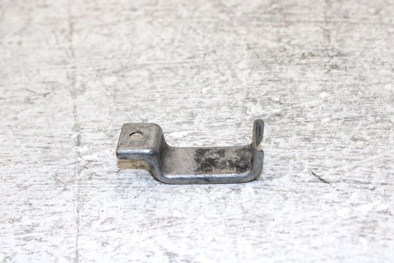 1995 Yamaha Vmax 500 Oem Frame Clip Pair 89A-21911-20-00 SY34