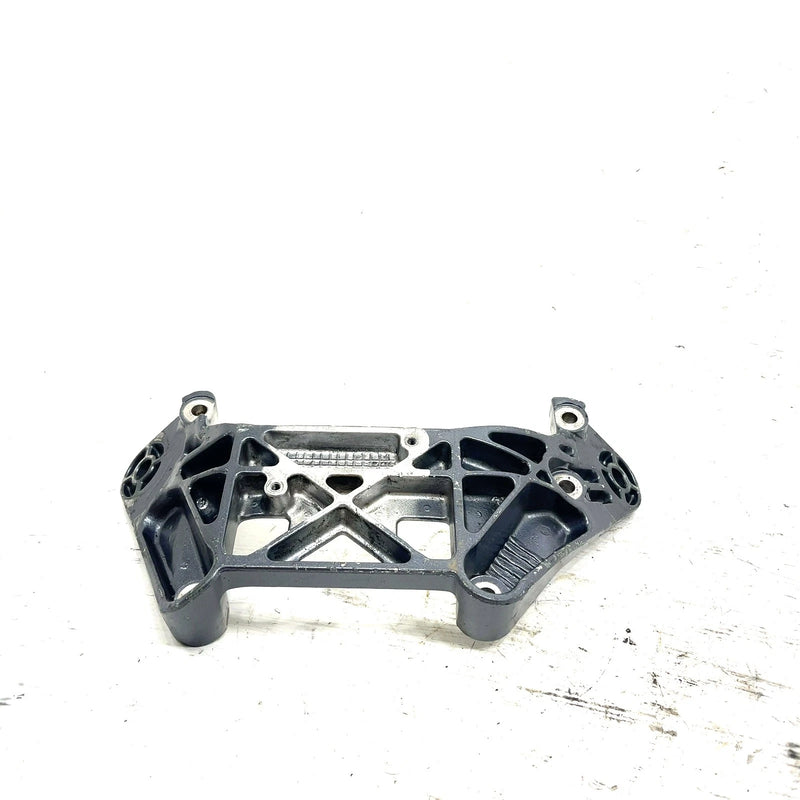 1996 Yamaha WaveVenture 1100 WVT1100 OEM Front Engine Mount 63M-21415-00-94 JY14