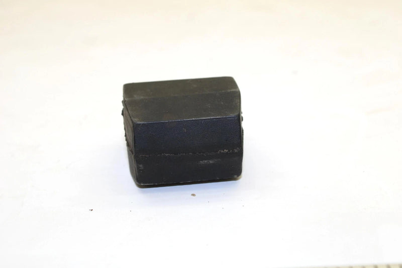 Yamaha Oem Skid Rail Bumper 8V0-47456-00-00 Q1566