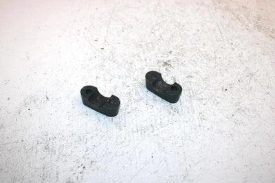 1993 Yamaha Waverunner 650 Oem Lower Handlebar Clamp Pair EU0-23814-01-00 JY23