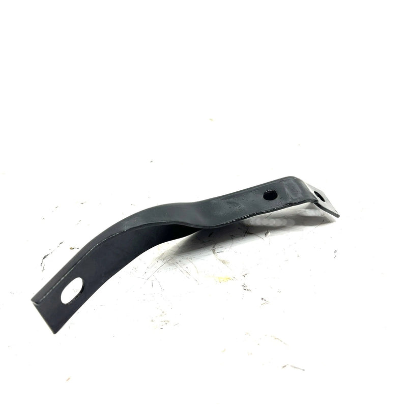null Suzuki ALT125 OEM Front Right Fender Bracket 53213-18901 AS31