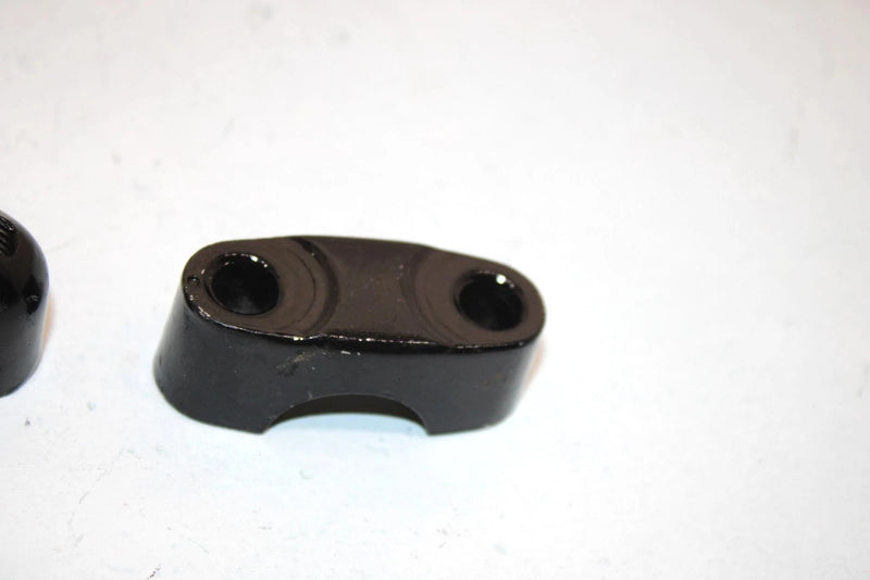 85 Yamaha  Moto 4 Yfm200n Oem Handle Holder 5H0-23442-01-98 1E6-23441-00-00 AYS
