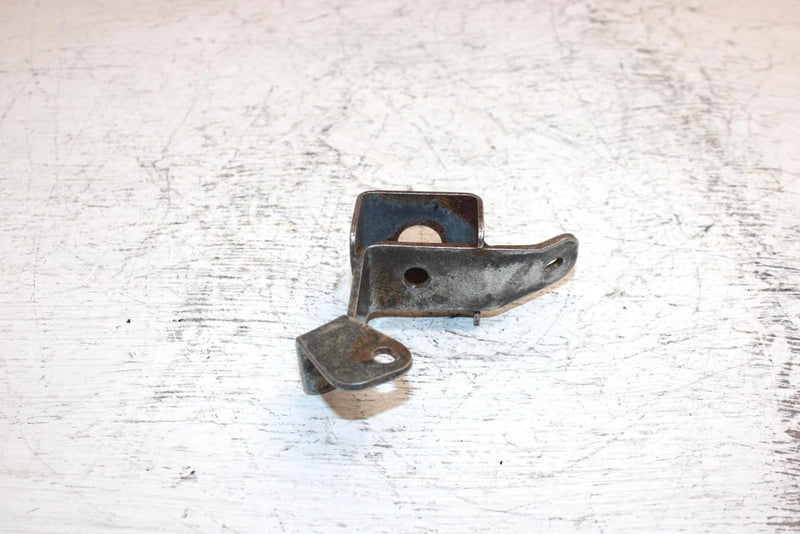 1998 Ski-doo Mxz 670 Oem Exhaust Pipe Support 514044500 SS17