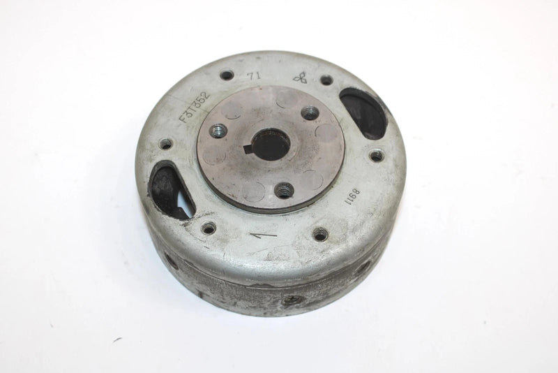 1979 Yamaha Enticer 340 Oem Fly Wheel Assembly 8H5-85550-20-00 SY66