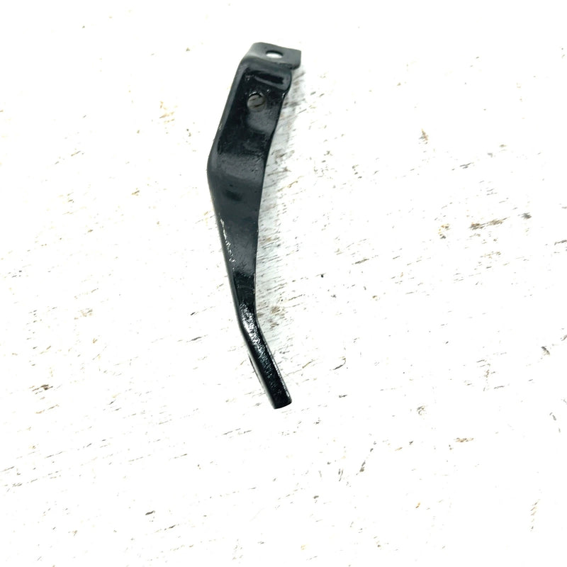 84-87 Suzuki Quadrunner 185 OEM Front Right Fender Bracket 53213-18901 AS33