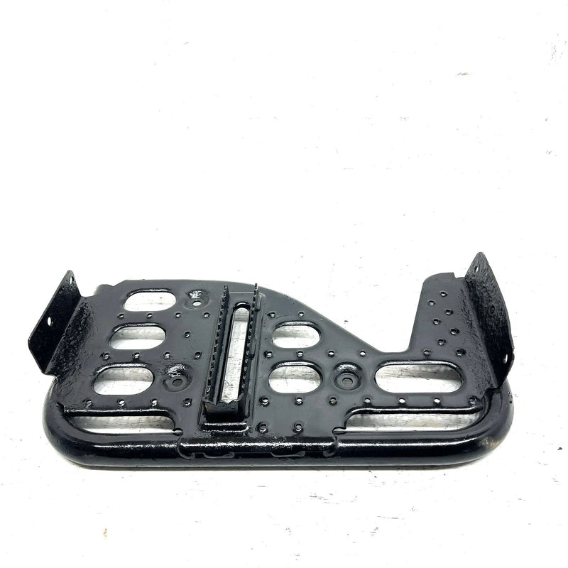 00-01 Arctic Cat 500 4x4 Automatic OEM Right Footrest 0506-338 AA32