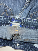 New Women’s Wrangler Mid Rise Denim Jeans. 9/10x36 L-12