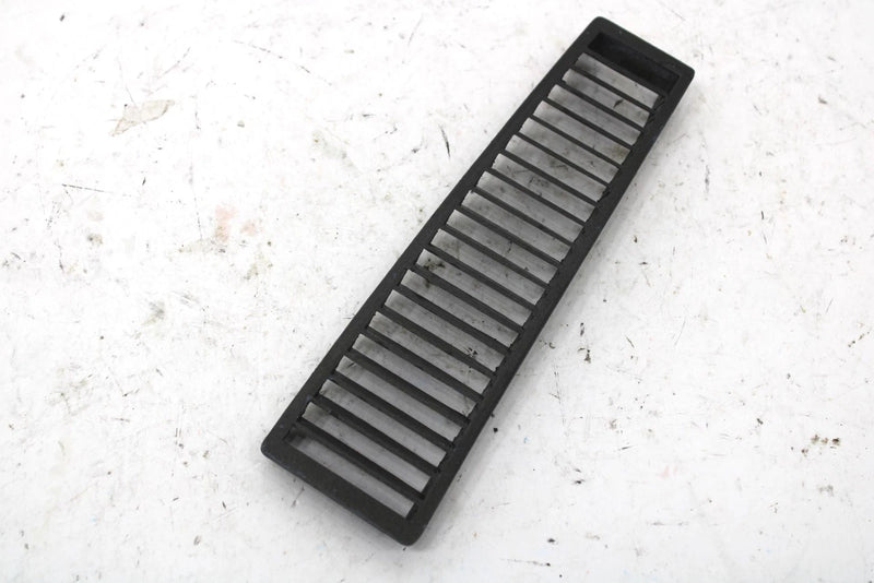 1983 Yamaha Excel Iii Oem Hood Louver 8J4-77134-00-00 SY133