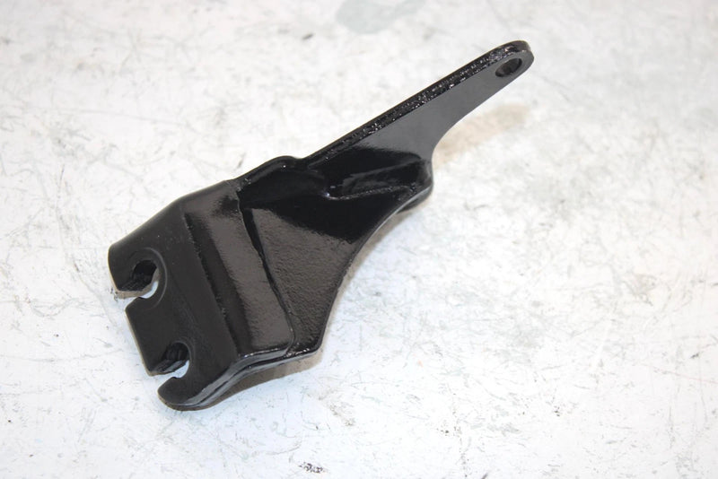 86 Yamaha  Moto 4 Oem Rear Brake Cable Mount 59V-26381-00-00 AY39