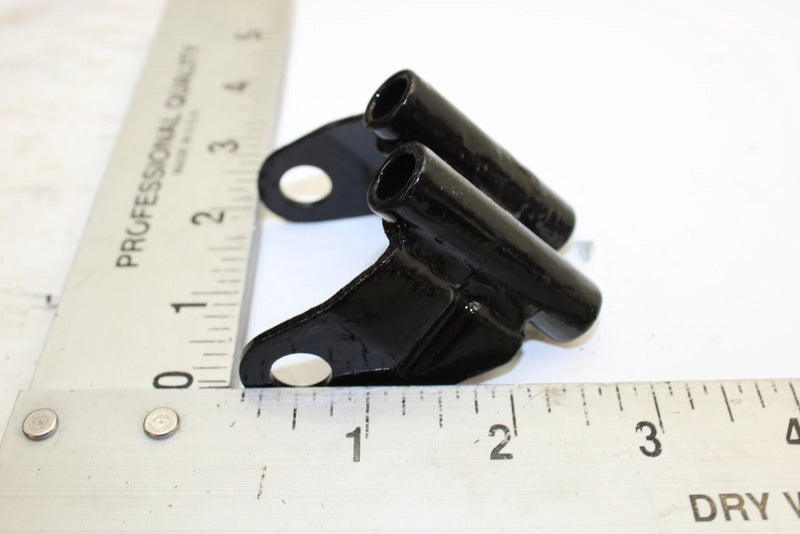 00 Kawasaki Bayou 300 4x4 OEM Differential Fitting Bracket 11046-1221 AK8