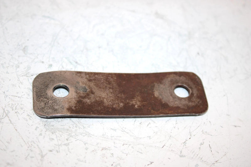 87 Polaris Trail Boss 4x4 Oem Mud Flap Bracket 5211020-067 5211020 Q2878