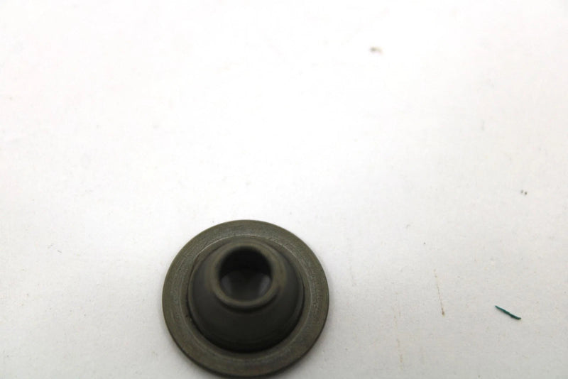 Yamaha Oem Exhaust Valve Retainer 1WG-12117-00-00 Q1734