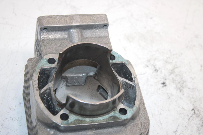 84 Yamaha Phazer Se OEM MAG Side 72mm Cylinder 8V0-11321-01-00 SY9